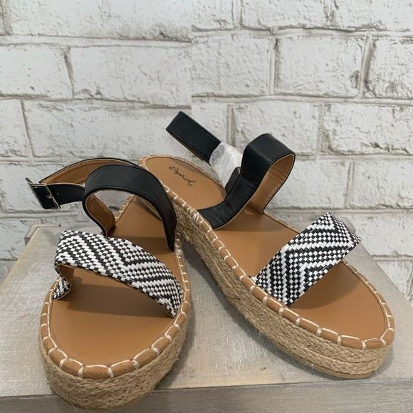 𝅺Qupid Espadrille Sandals   - Picture 2 of 7